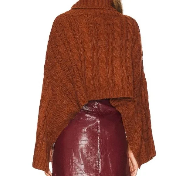 Revolve 🤎 Sloane Sweater in Mocha Bisque by Steve Madden size Medium 🤎 - Picture 4 of 12